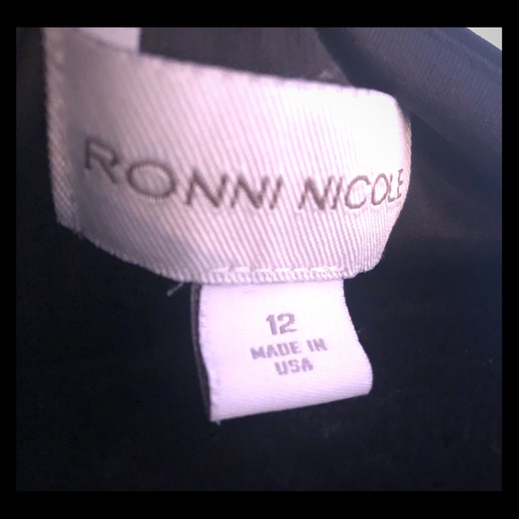 Ronni Nicole Black Dress - Picture 4 of 5